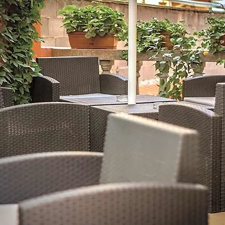 Family Saint Iliya Hotel