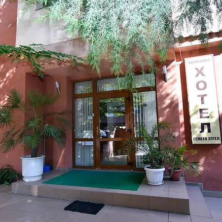 Family Saint Iliya 3* Бургас