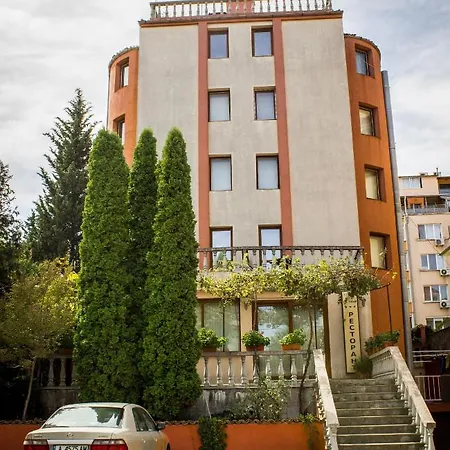 Family Saint Iliya Отель Бургас