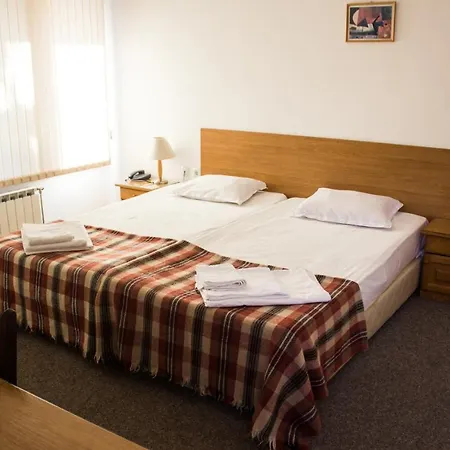 семеен свети илия Бургас